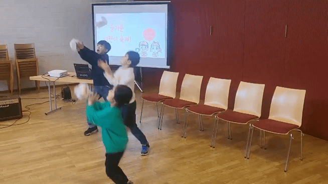 KakaoTalk_20250516_233453662_03.gif