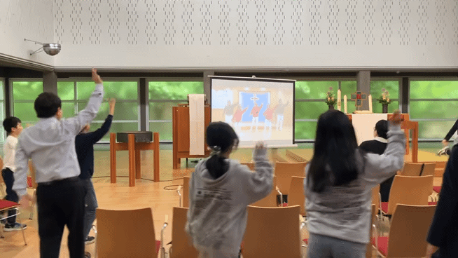 어린이주일 춤.gif